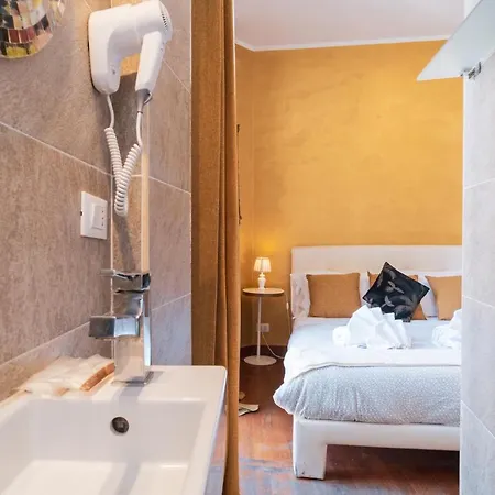 Guest house Golden Piazza Di Spagna 3*