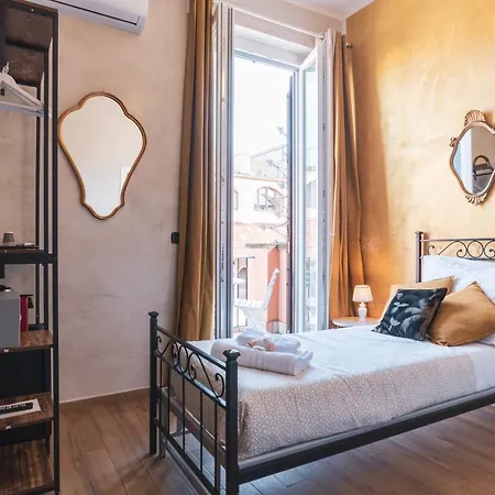 Golden Piazza Di Spagna 3*