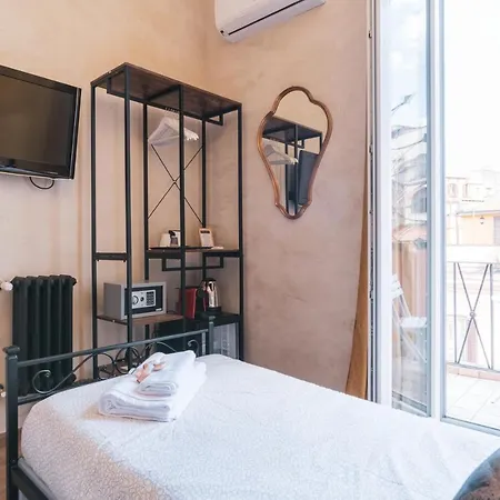 Golden Piazza Di Spagna Guest house Rome