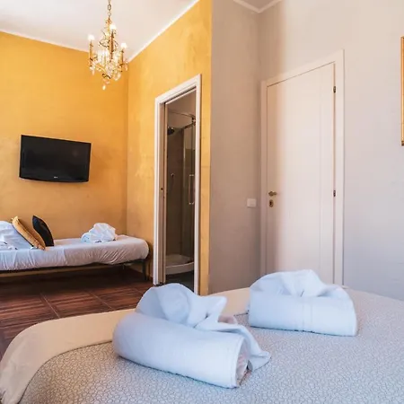 Golden Piazza Di Spagna Guest house 3*