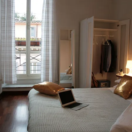 Golden Piazza Di Spagna