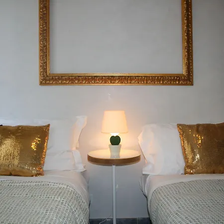 Golden Piazza Di Spagna Rom