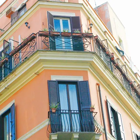 Golden Piazza Di Spagna Rom