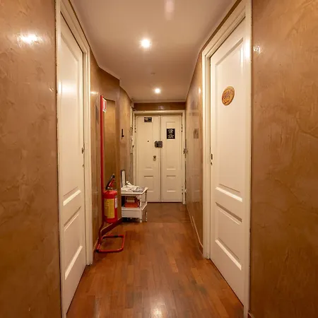 Gasthof Golden Piazza Di Spagna Rom