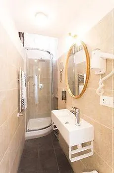 Guest house Golden Piazza Di Spagna 3*