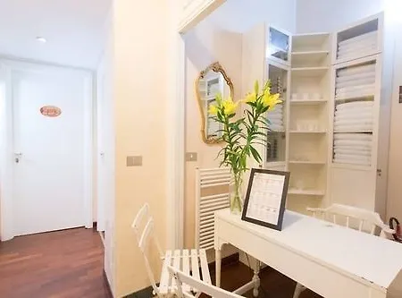 Golden Piazza Di Spagna Guest house 3*