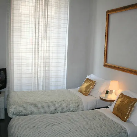 Golden Piazza Di Spagna Guest house 3*