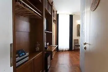 Golden Piazza Di Spagna Guest house 3*