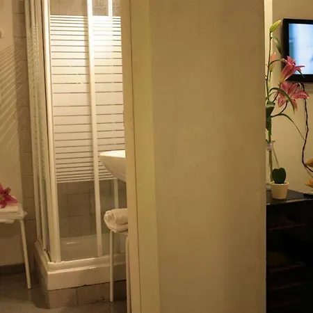 Golden Piazza Di Spagna Guest house