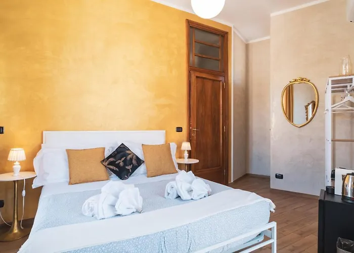 בית הארחה Golden Piazza Di Spagna רומא