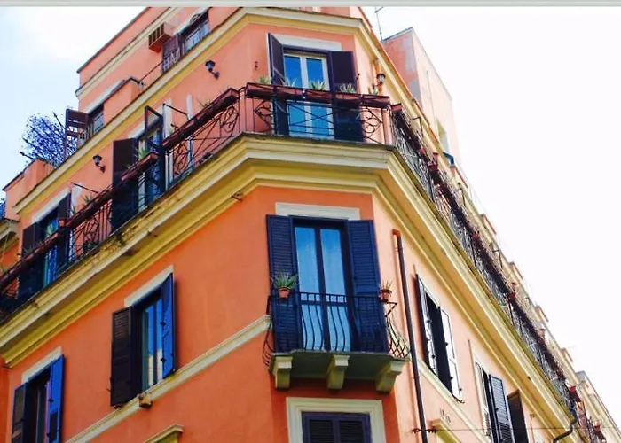 Golden Piazza Di Spagna 3*