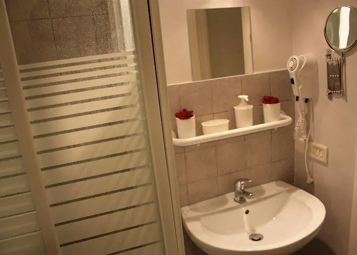 Golden Piazza Di Spagna