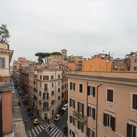 Golden Piazza Di Spagna ローマ